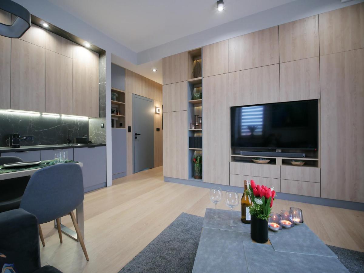 4Uapart-Apartment Suite Platan Tower Paradiso Świnoujście Extérieur photo